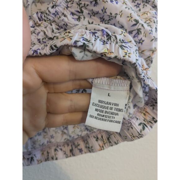 Vine and Valley floral rouched crop top size L - Picture 7 of 7